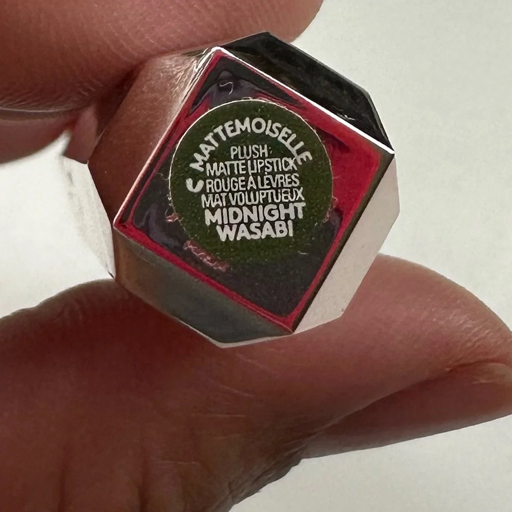 Fenty Beauty Lipstick - Picture 3 of 5